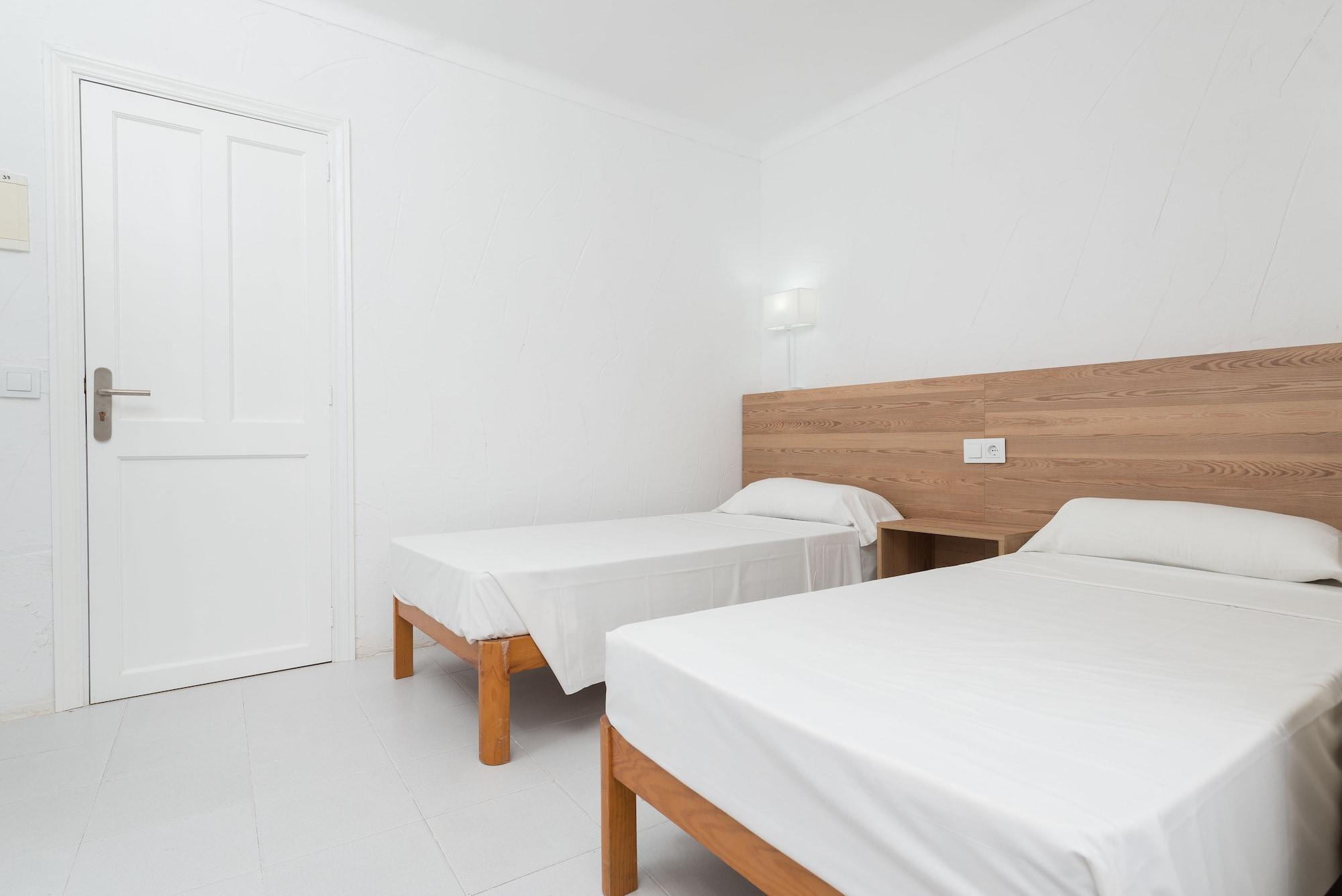 Hostal Casa Bauza Кала Ратхада Екстериор снимка