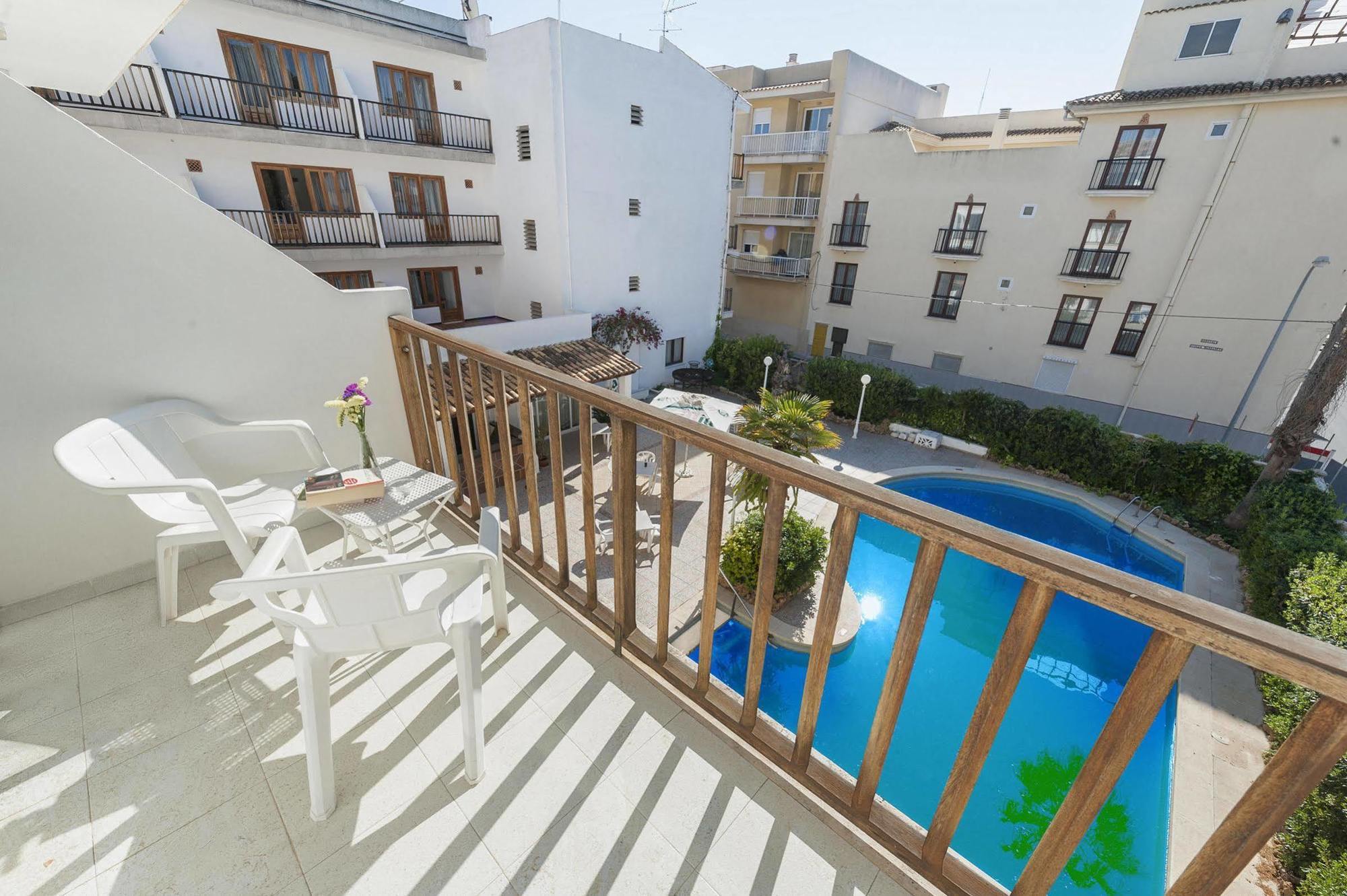 Hostal Casa Bauza Кала Ратхада Екстериор снимка
