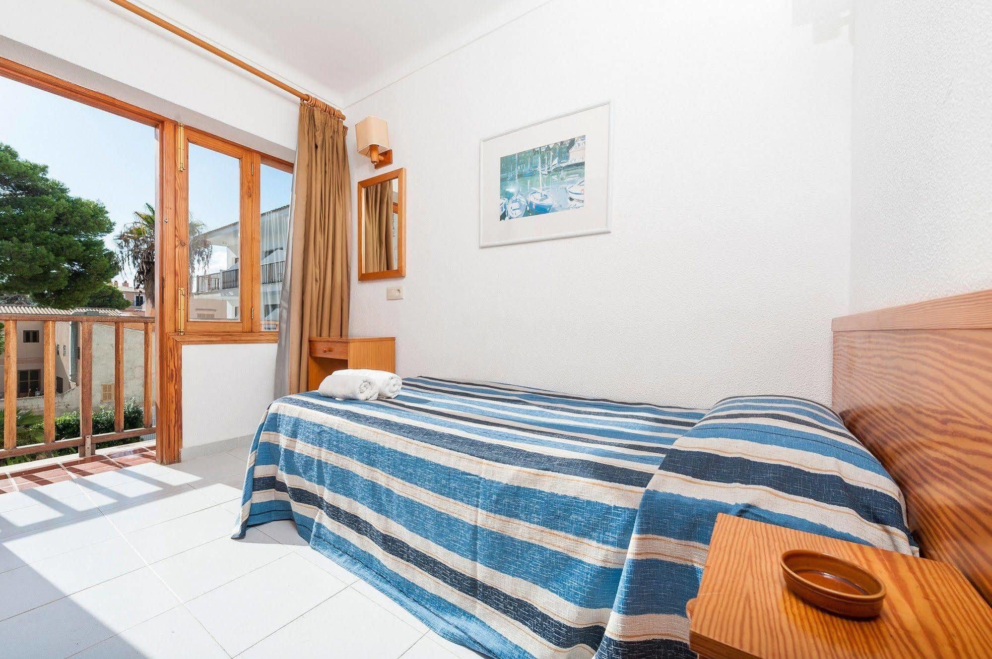 Hostal Casa Bauza Кала Ратхада Екстериор снимка