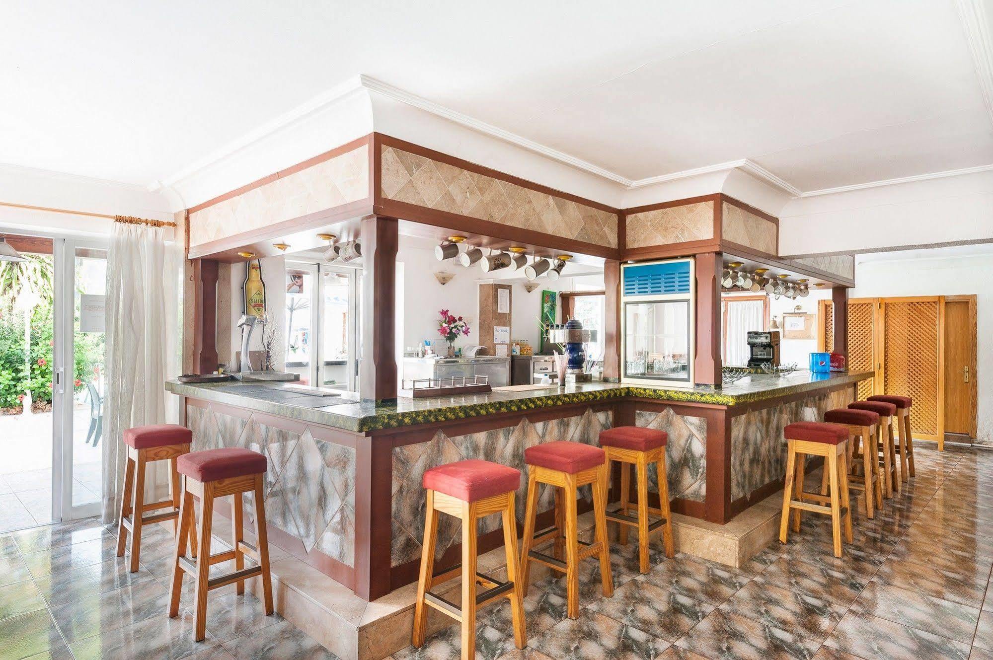 Hostal Casa Bauza Кала Ратхада Екстериор снимка