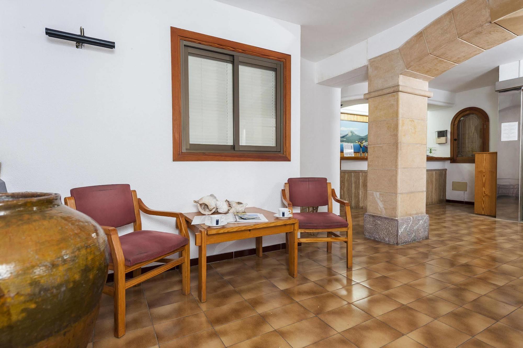 Hostal Casa Bauza Кала Ратхада Екстериор снимка